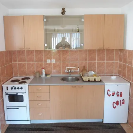 Guest house Prenociste Ankica